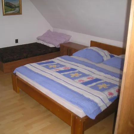 Privat Eva - Mgr. Rastislav Mikuláš Сasa de vacaciones